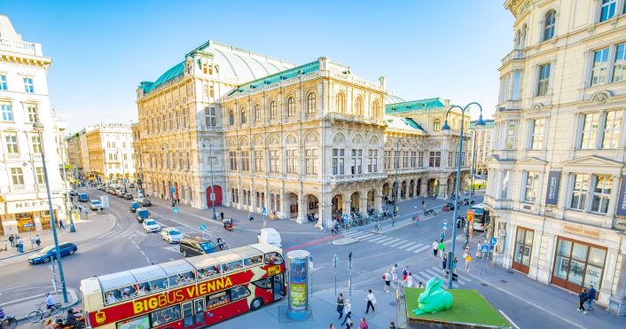 Mit den öffenttlichen Verkehrsmitteln durch die Stadt